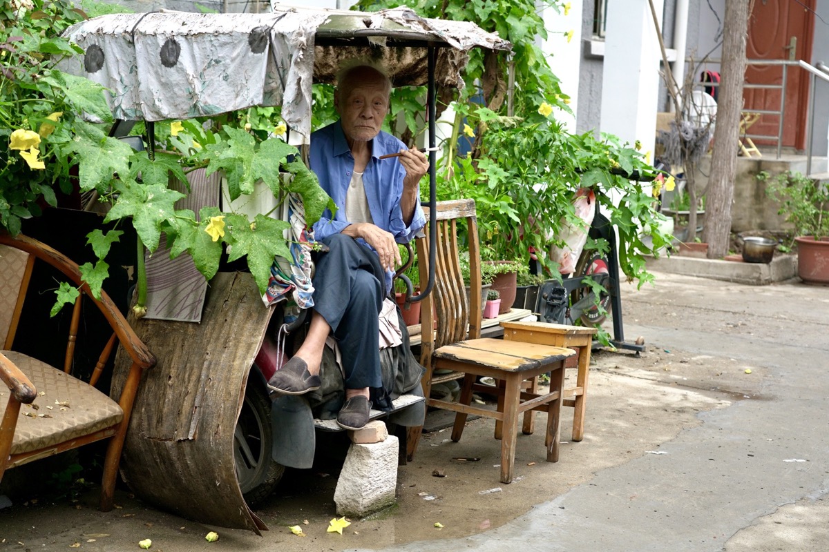 胡同中的日常瞬间 月亮 5